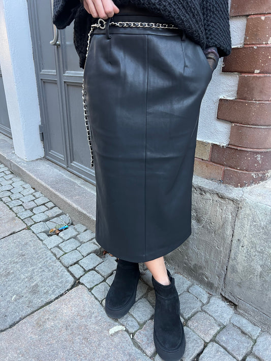 Nettie faux leather skirt