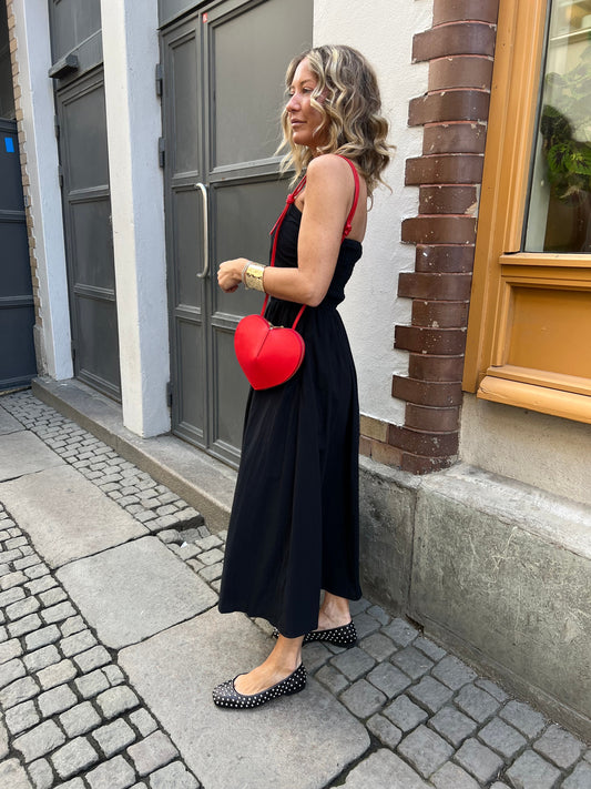 NORA DRESS SVART