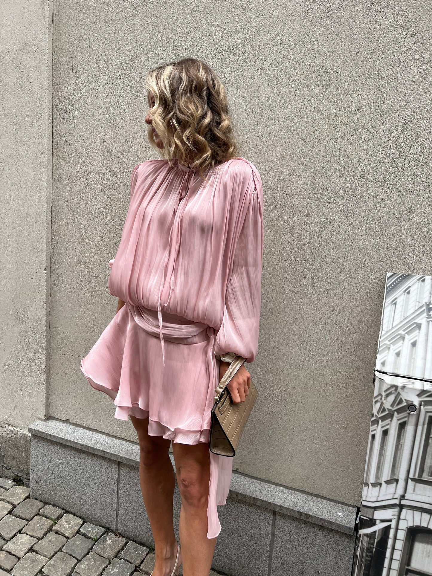 Amanda dress - ljusrosa åter 12/5